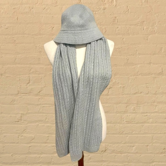 Wool bucket hat and scarf - Picture 1 of 7